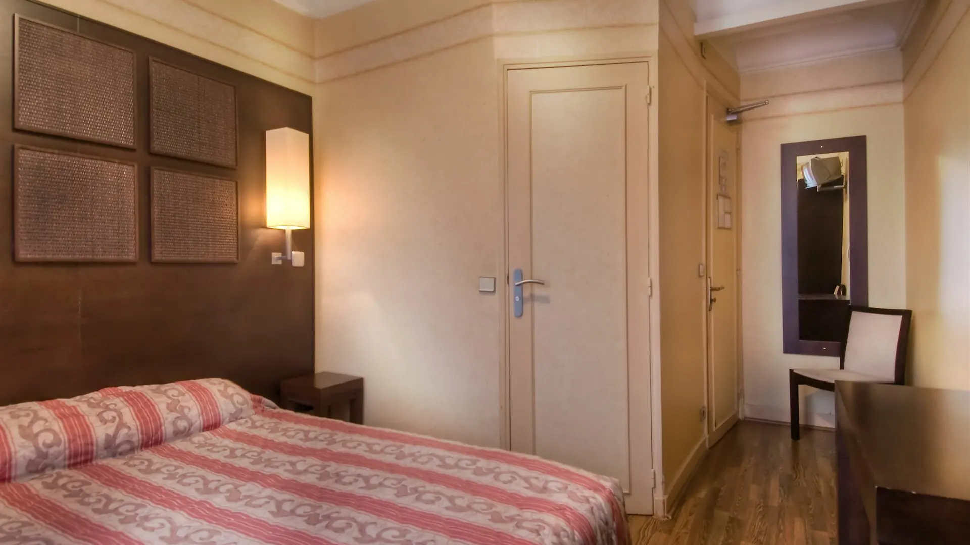 Hotel Art Quartier Latin By Malone 3*