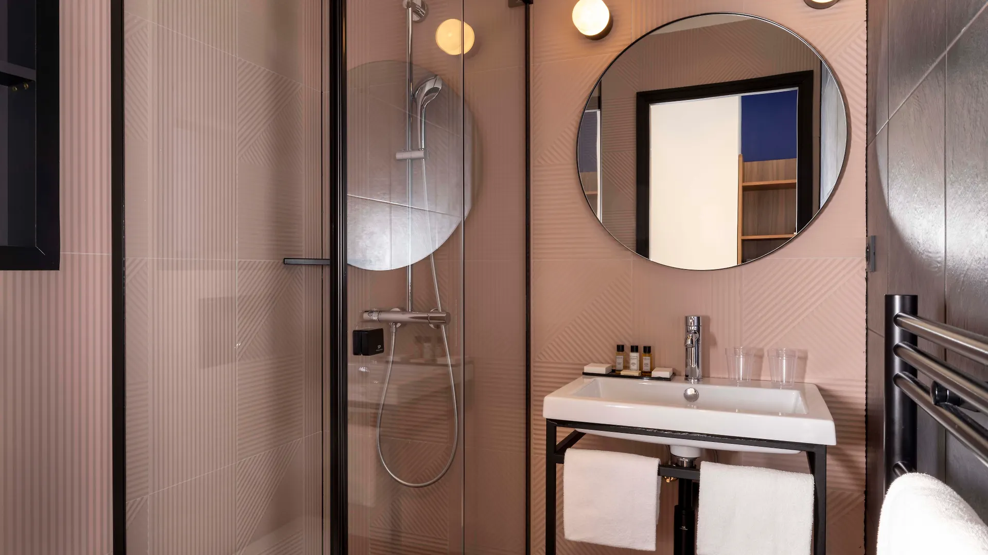 Art Quartier Latin By Malone Hotel 3*
